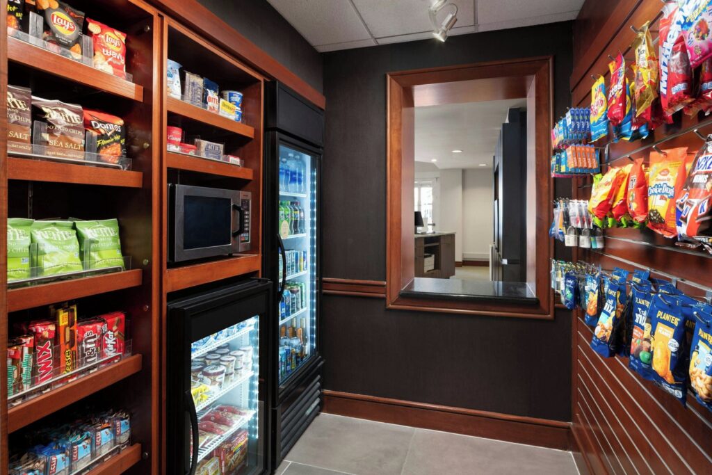 Courtyard by Marriott Fort Myers I-75/Gulf Coast Town Center amenities