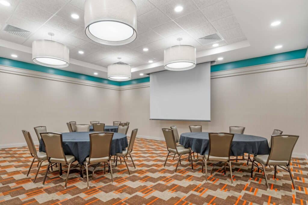 Drury Inn & Suites Fort Myers Airport FGCU lobby and common area