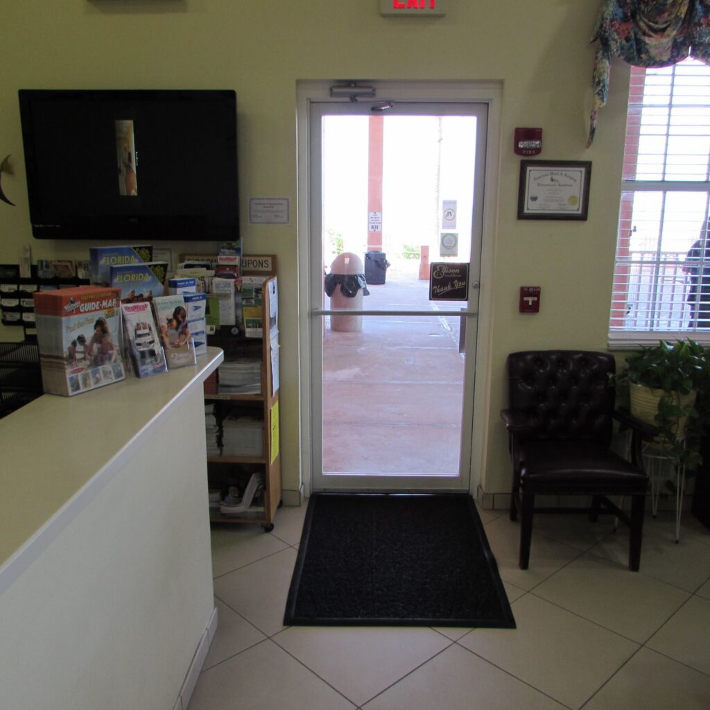 Edison Beach House amenities