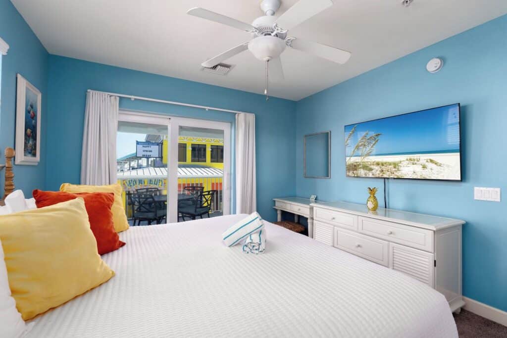Harbour House At The Inn guest room