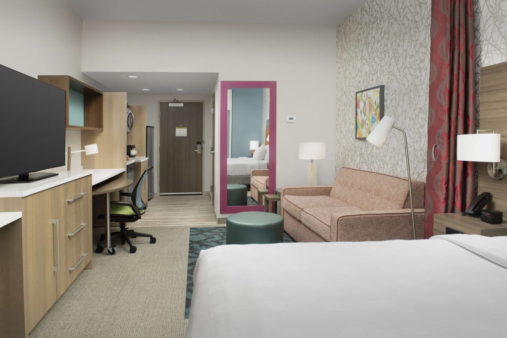 Home2 Suites by Hilton Fort Myers Airport guest room