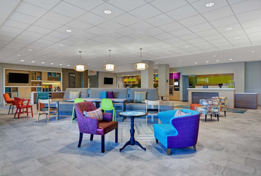 Home2 Suites by Hilton Fort Myers Colonial Blvd dining area