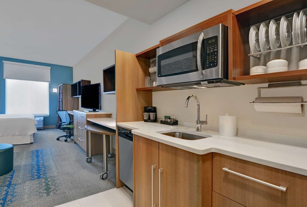 Home2 Suites by Hilton Fort Myers Colonial Blvd guest room