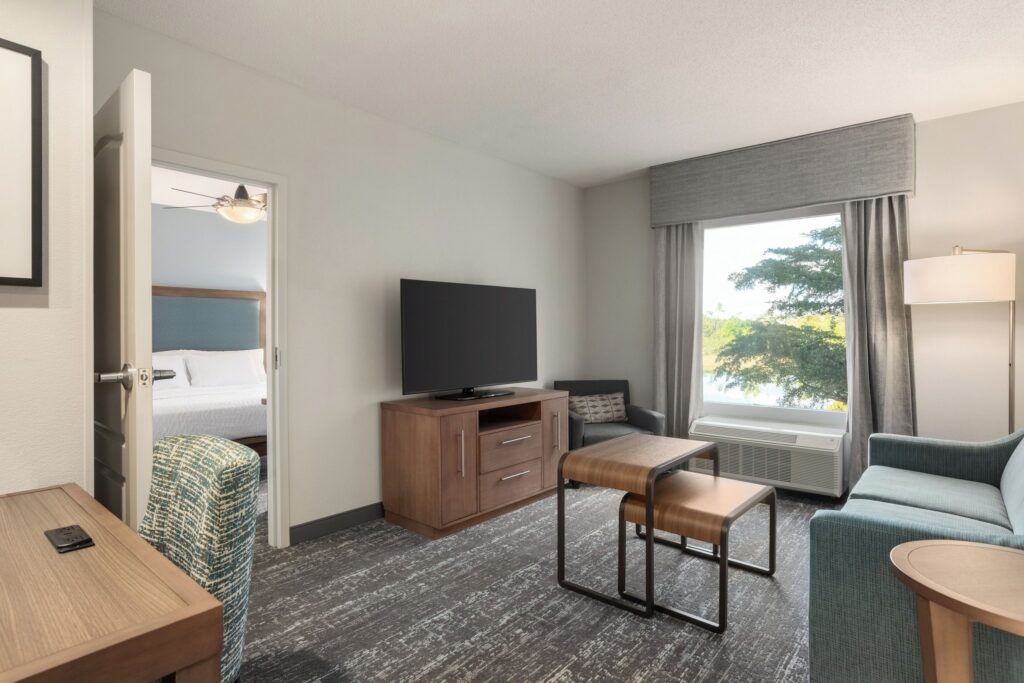 Homewood Suites by Hilton Fort Myers Airport/FGCU guest room