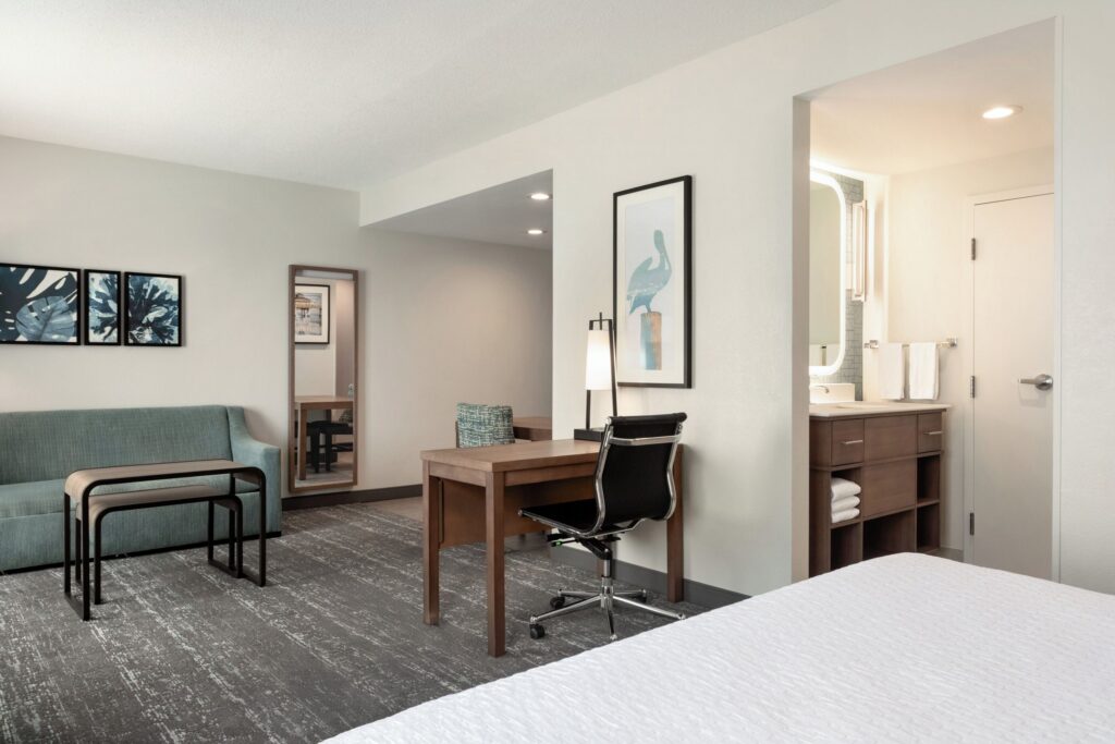 Homewood Suites by Hilton Fort Myers Airport/FGCU guest room