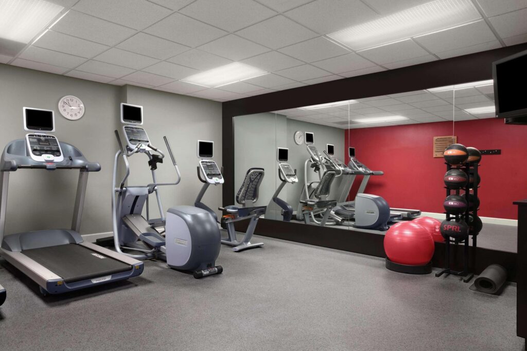 Homewood Suites by Hilton - Fort Myers amenities