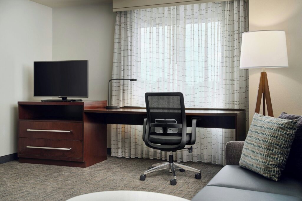Residence Inn by Marriott Fort Myers at I-75 and Gulf Coast Town Center guest room