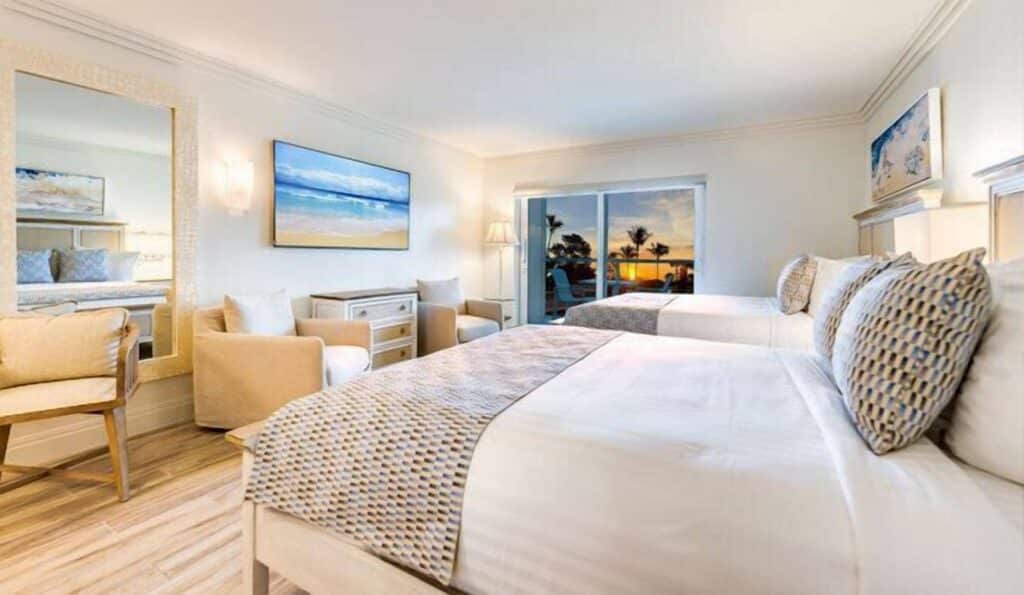 Sanibel Inn guest room