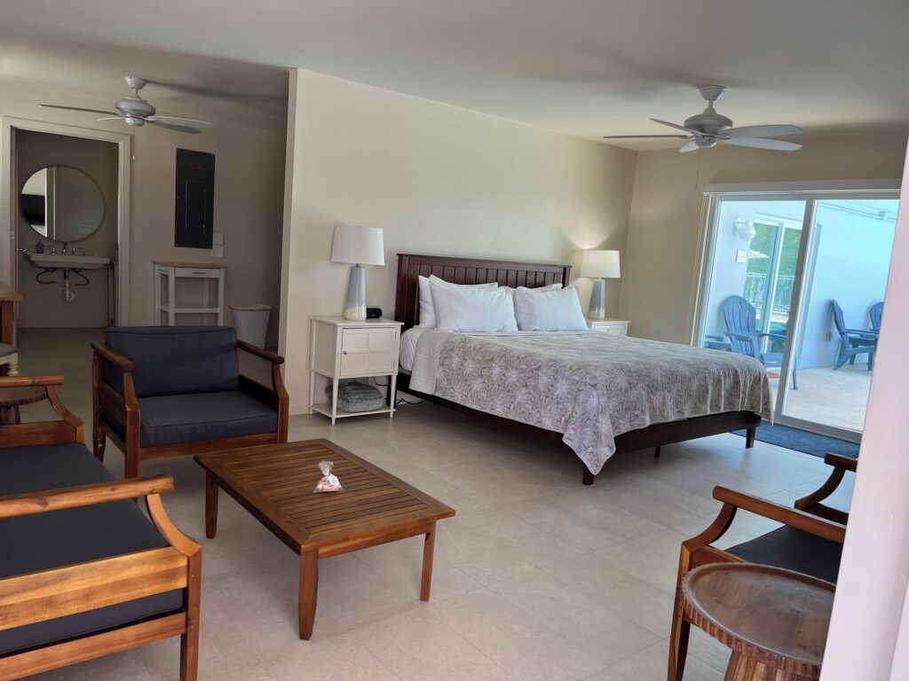 Sunshine Island Inn guest room
