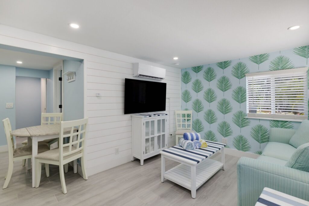 THE Palmview AND Sandpiper Inns amenities